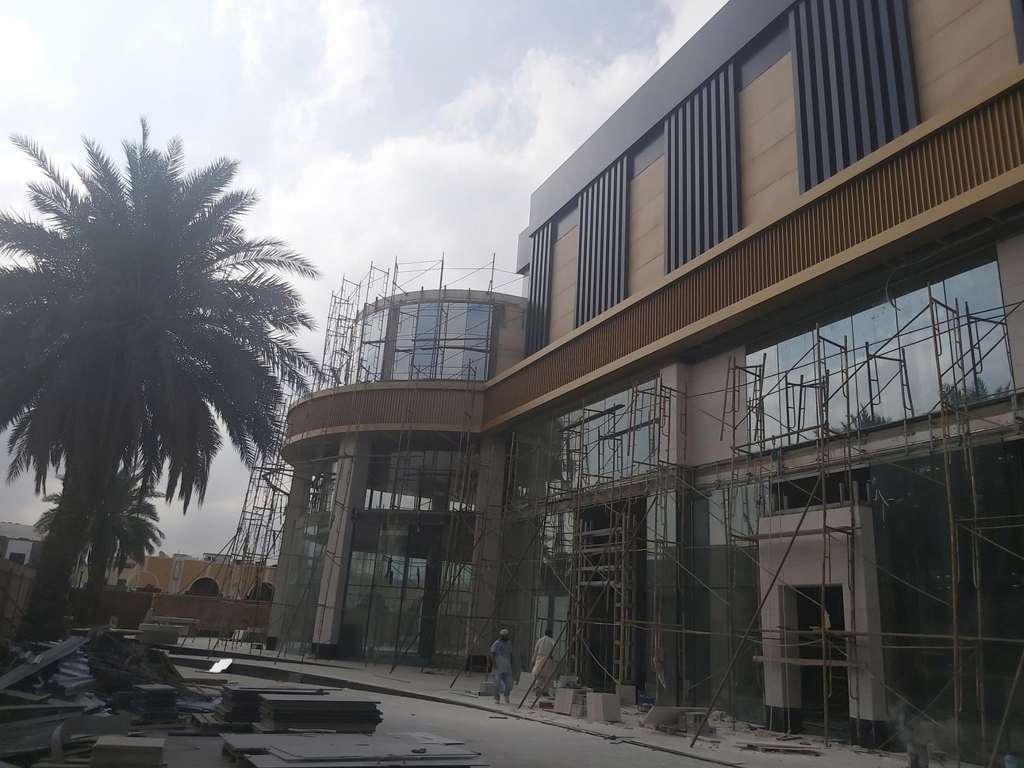 Glass & Aluminium